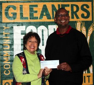 Ruth Ellen Mayhall and DeWayne Wells @ BroadwayWorld Ruth Ellen Mayhall and DeWayne Wells Photo