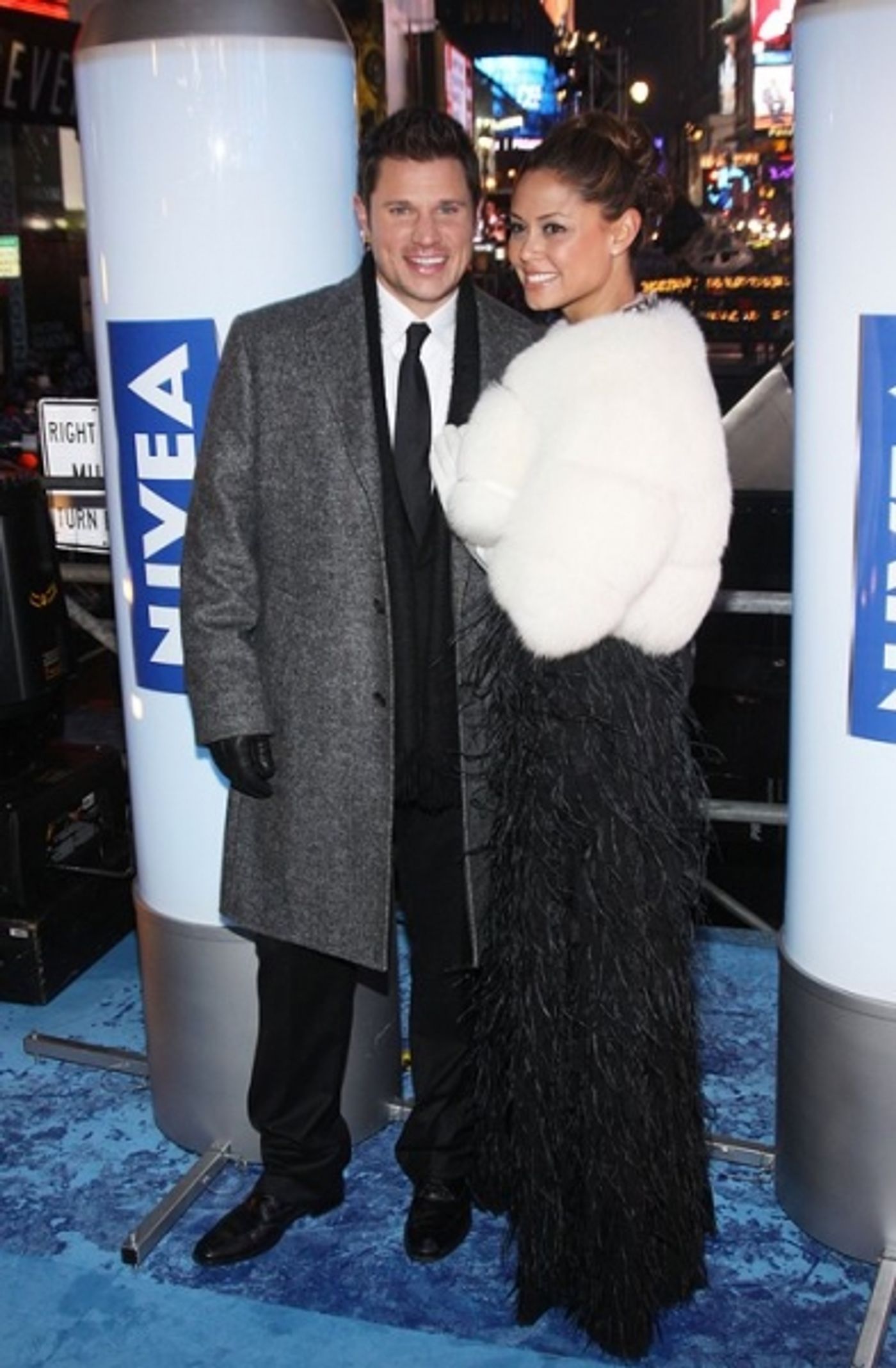 Photo Coverage: HAIR Cast & More Perform at New Year's Eve in NYC! Photo Coverage: HAIR Cast & More Perform at New Year's Eve in NYC! Image