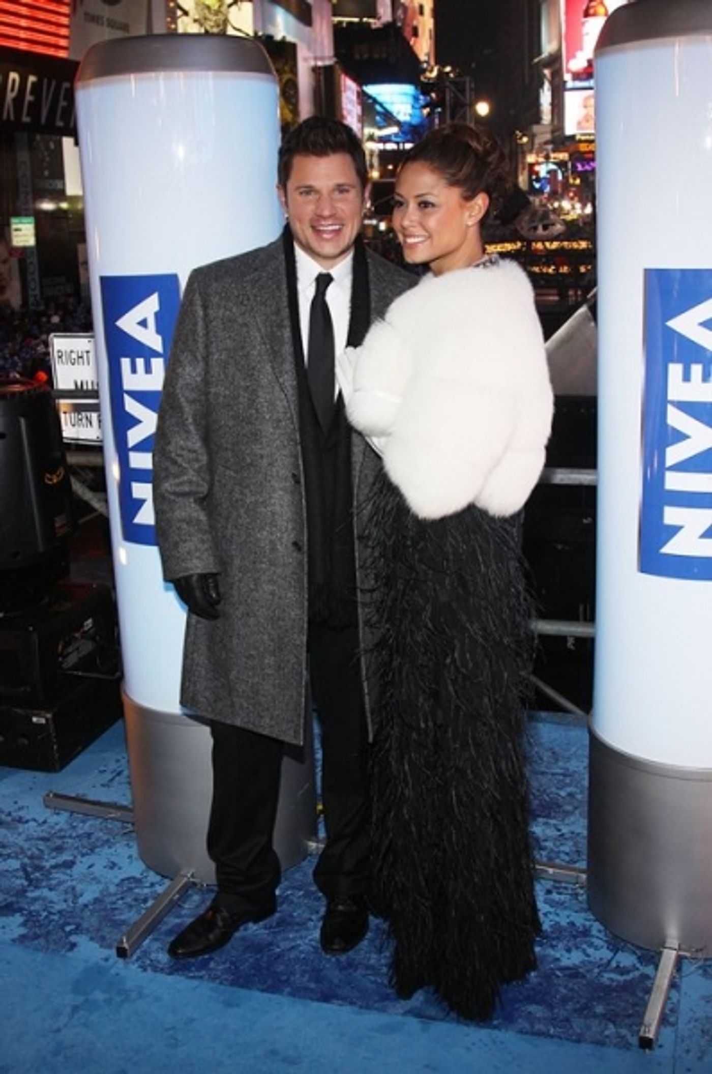 Photo Coverage: HAIR Cast & More Perform at New Year's Eve in NYC! Photo Coverage: HAIR Cast & More Perform at New Year's Eve in NYC! Image