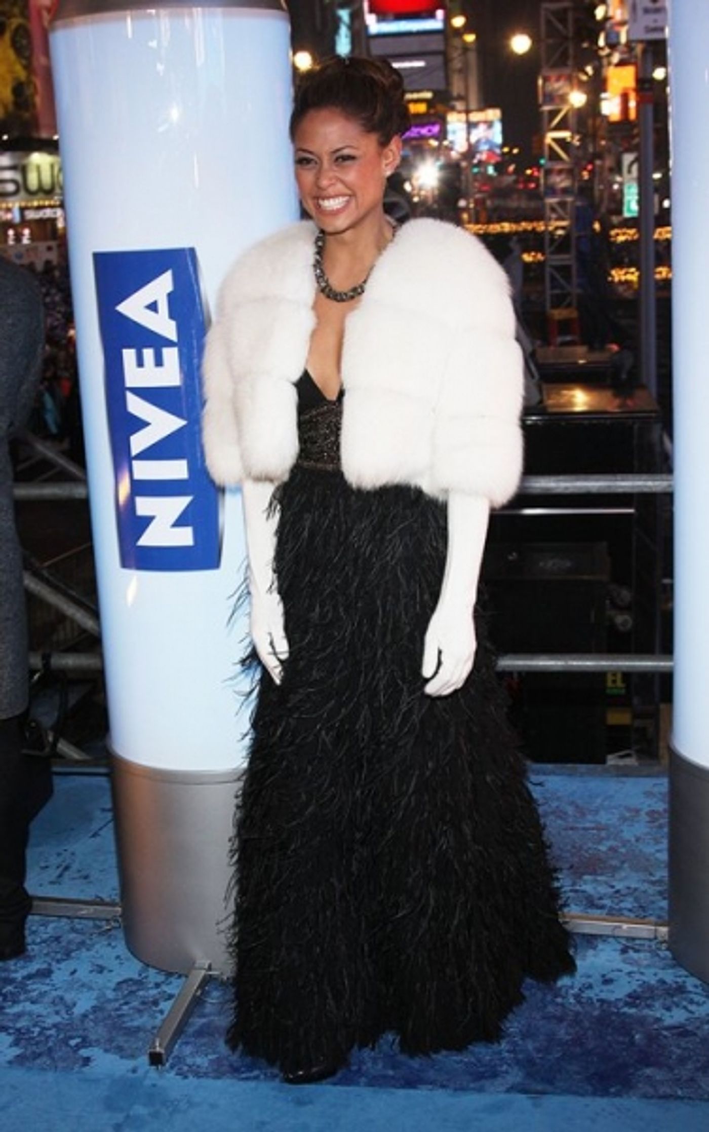 Photo Coverage: HAIR Cast & More Perform at New Year's Eve in NYC! Photo Coverage: HAIR Cast & More Perform at New Year's Eve in NYC! Image