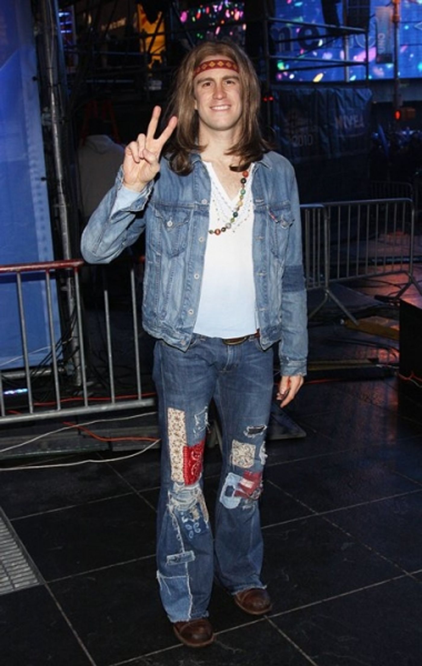 Photo Coverage: HAIR Cast & More Perform at New Year's Eve in NYC!  Image