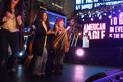 The Cast of HAIR! Photo