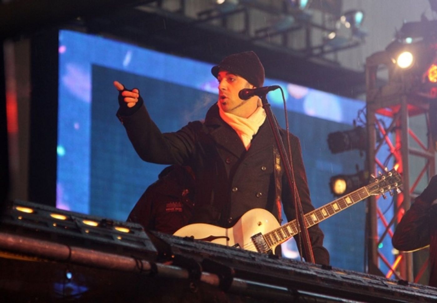 Photo Coverage: HAIR Cast & More Perform at New Year's Eve in NYC! Photo Coverage: HAIR Cast & More Perform at New Year's Eve in NYC! Image