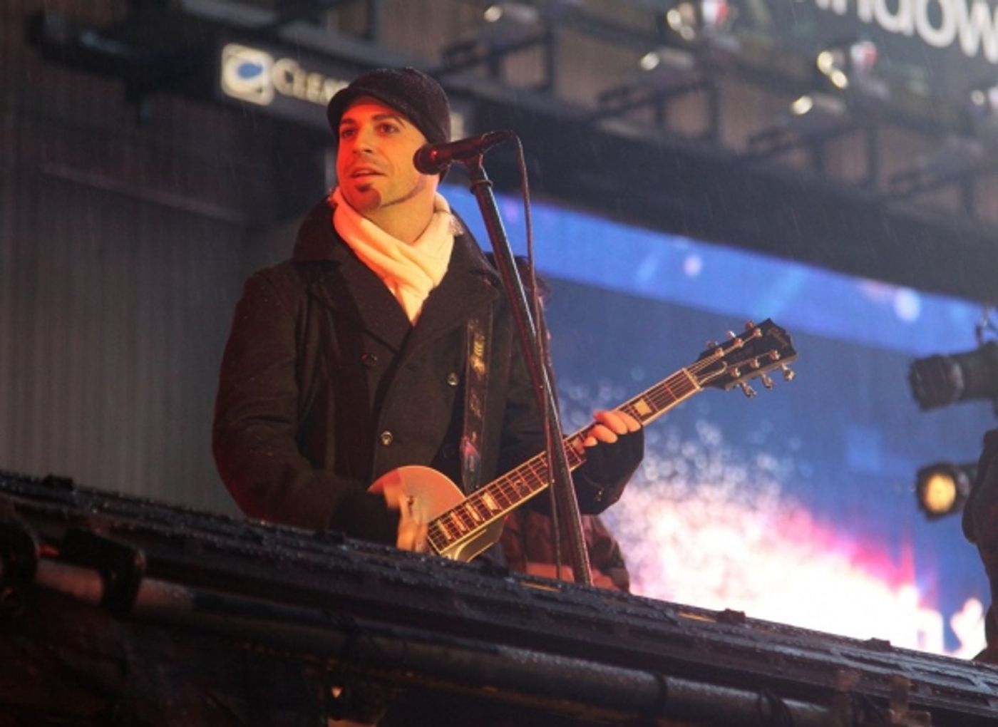 Photo Coverage: HAIR Cast & More Perform at New Year's Eve in NYC! Photo Coverage: HAIR Cast & More Perform at New Year's Eve in NYC! Image