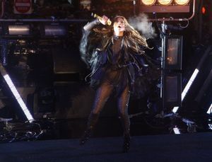 Jennifer Lopez @ BroadwayWorld Jennifer Lopez Photo