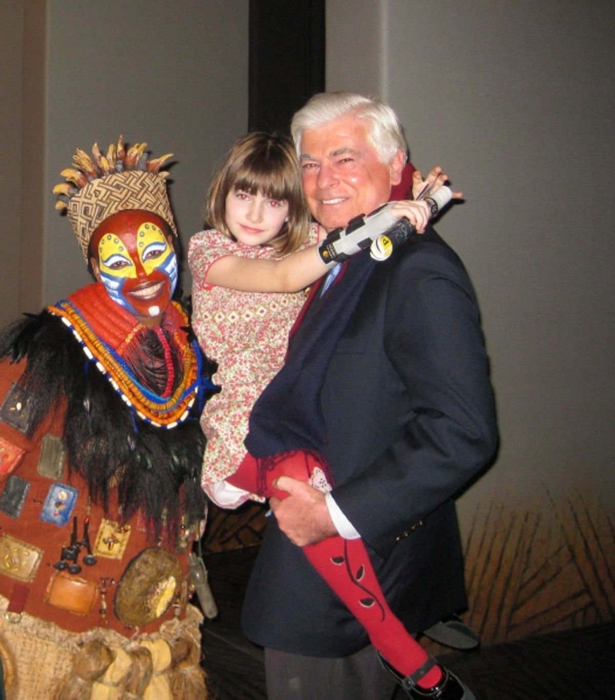 Tshidi Manye (Rafiki), Senator Chris Dodd with daughter Grace at 