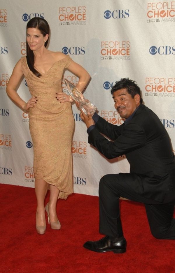 Sandra Bullock and George Lopez Photo