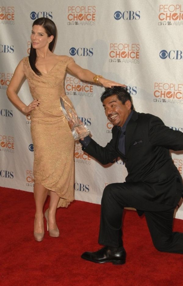  Sandra Bullock and George Lopez Photo