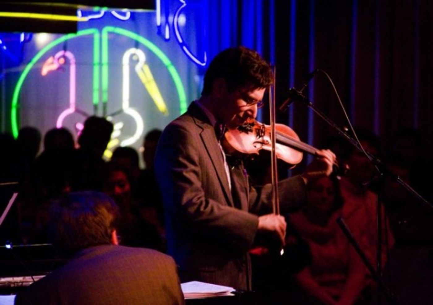 Photo Flash: Aaron Weinstein Makes NYC Solo Debut At Birdland  Image