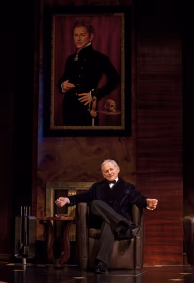 Victor Garber Photo