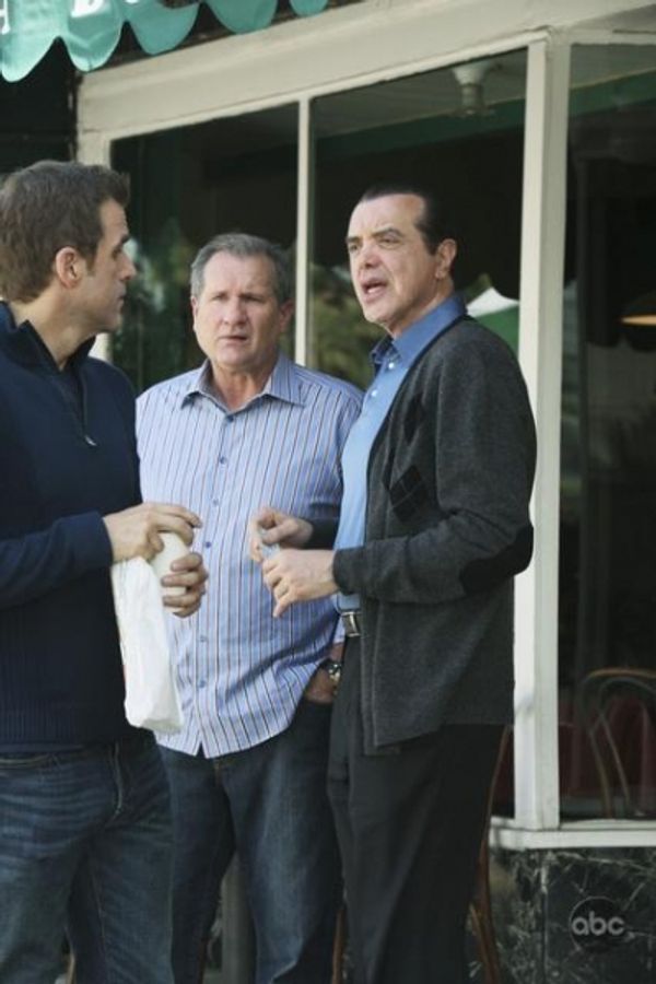 Ed O'Neill and Chazz Palminteri Photo