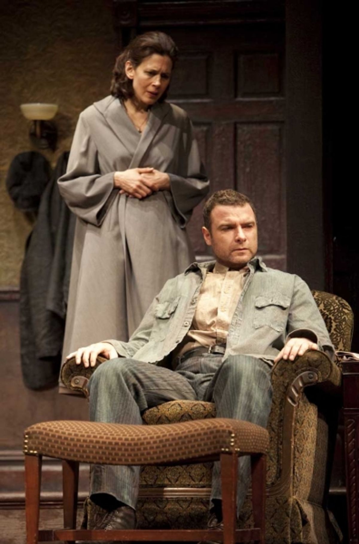 Jessica Hecht and Liev Schreiber at 
