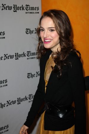Natalie Portman
@ BroadwayWorld Natalie Portman
Photo