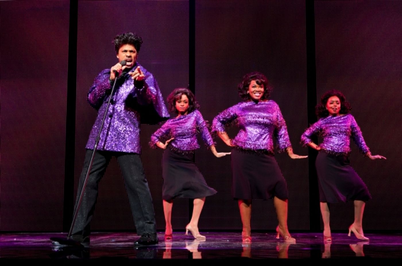 Photo Flash: DREAMGIRLS At Columbus Theatre  Image