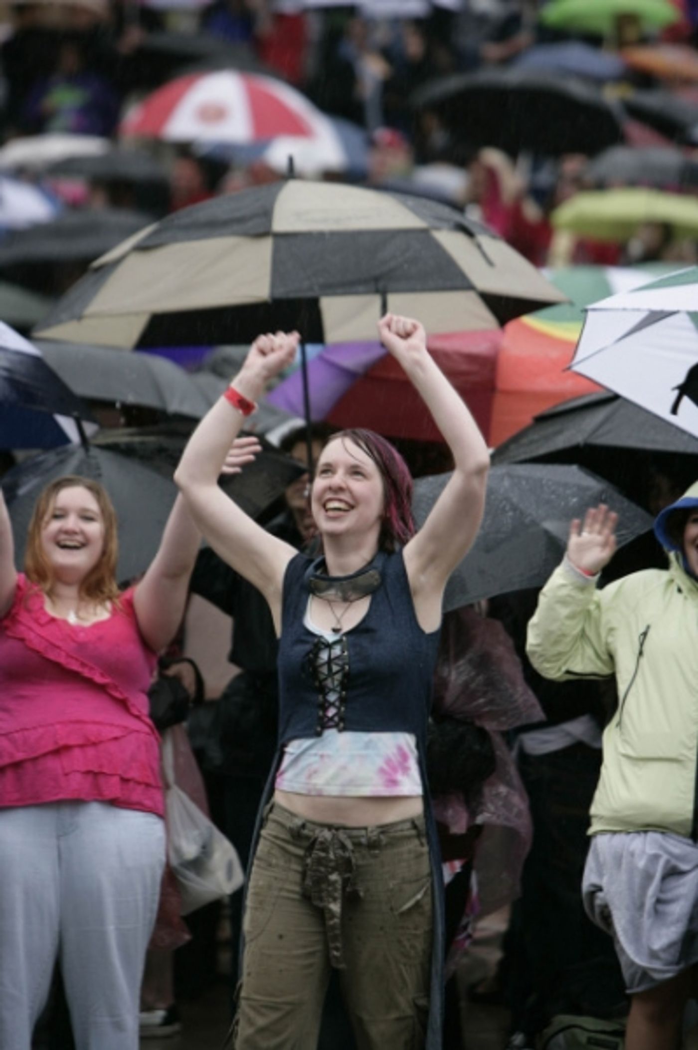 Photo Flash: 'IDOL' Photo Recap - Boston & Atlanta Auditions Photo Flash: 'IDOL' Photo Recap - Boston & Atlanta Auditions Image