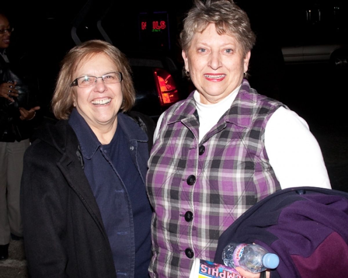 Contest Winners Lois Scott and Bonnie Yetter at Memphis Celebrates 100 Performances