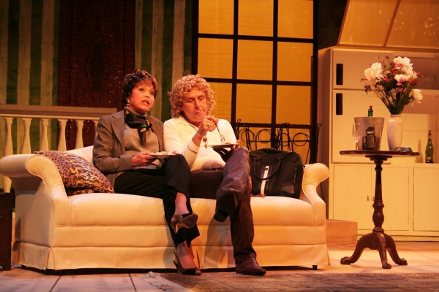 Photo Coverage:  Repertory Philippines DUETS Opening Weekend  Image