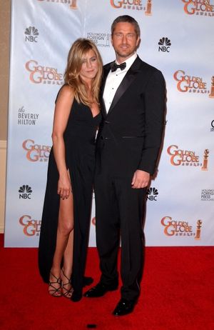 Jennifer Aniston and Gerard Butler @ BroadwayWorld Jennifer Aniston and Gerard Butler Photo