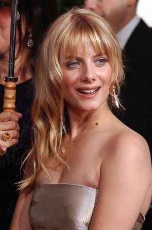  Melanie Laurent  Photo