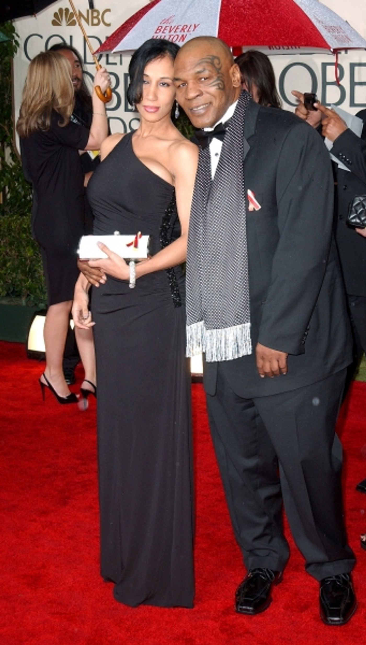 Photo Coverage: Golden Globe Awards Arrivals Part 1  Image