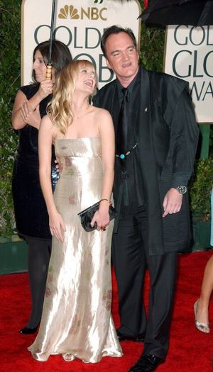  Quentin Tarantino and Melanie Laurent  Photo