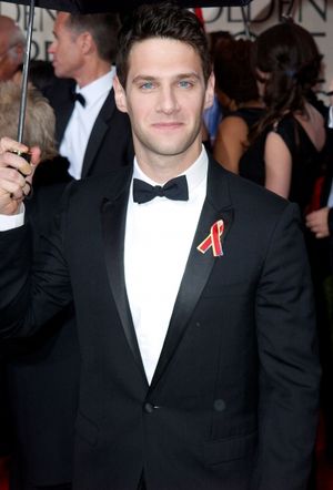 Justin Bartha Photo