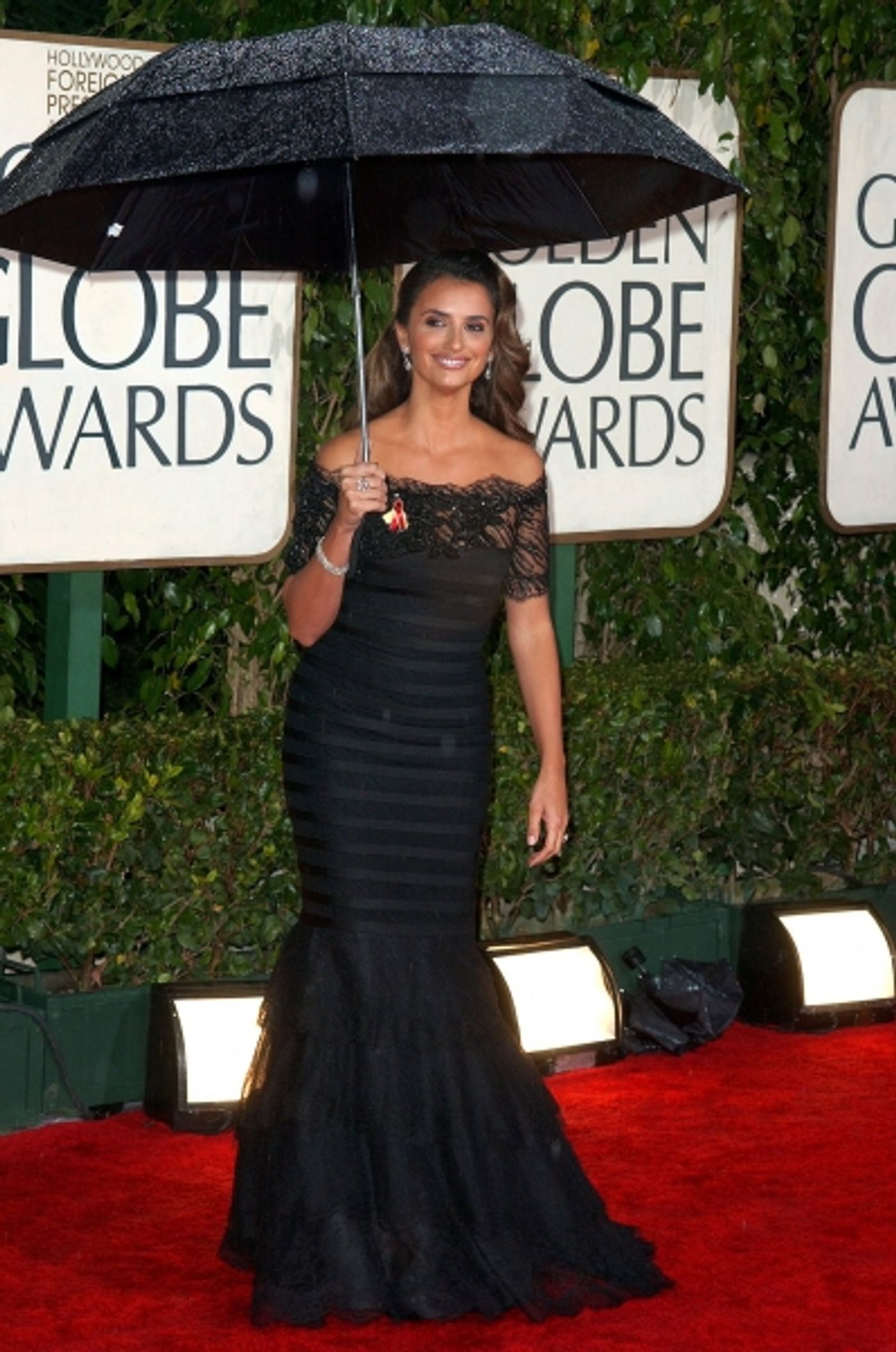 Photo Coverage: Golden Globe Awards Arrivals Part 2  Image