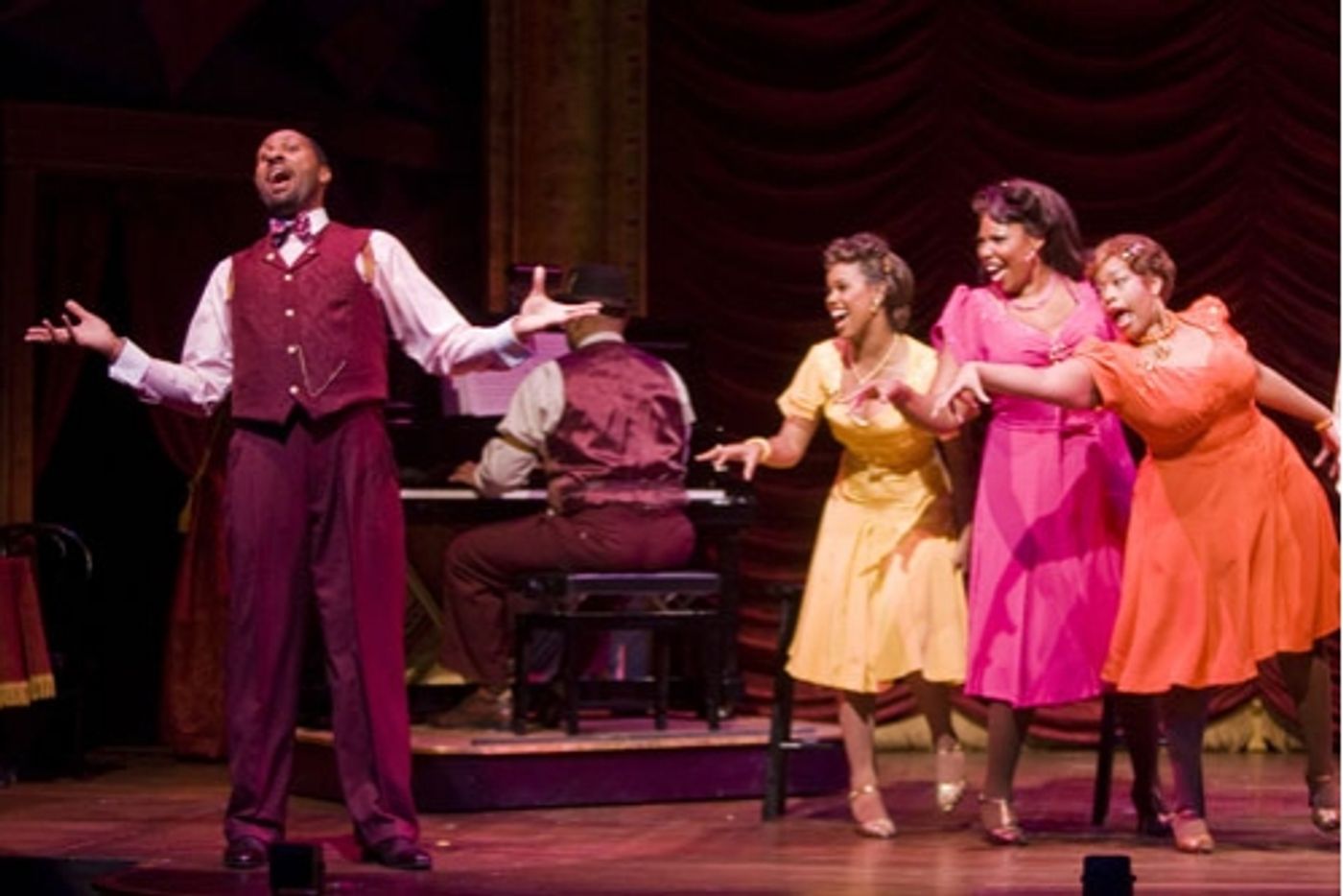Photo Flash: Cleveland Play House Presents AIN'T MISBEHAVIN' Photo Flash: Cleveland Play House Presents AIN'T MISBEHAVIN' Image