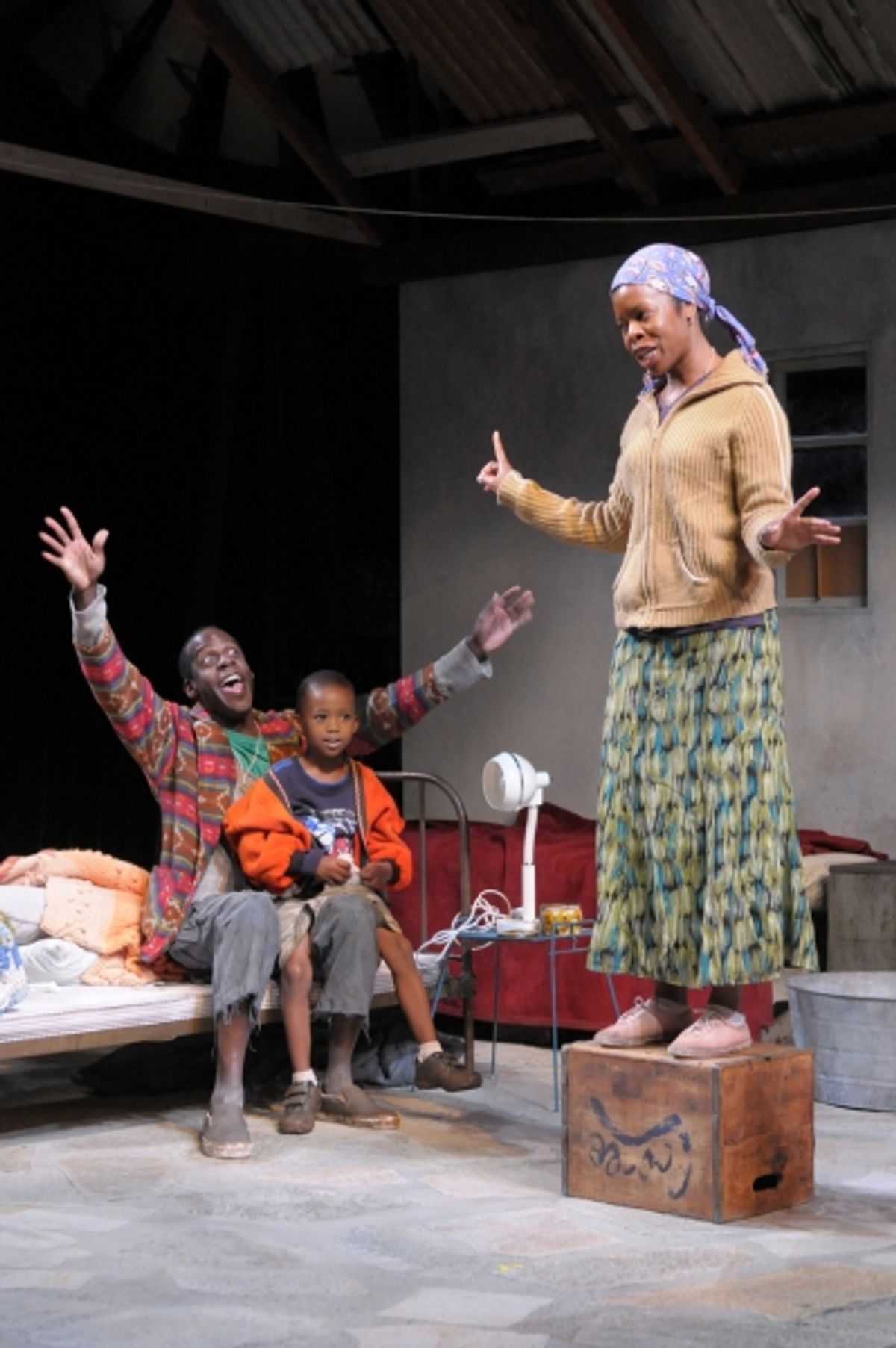 Thomas Silcott, Kohle Thomas Bolton and Roslyn Ruff  at 