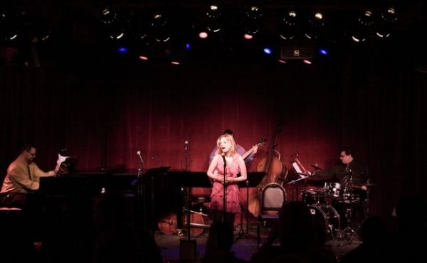 Photo Flash: Amanda Yesnowitz's 'Wordland: A Night Without Ballads. Except For One. Maybe,' at Birdland on January 18  Image