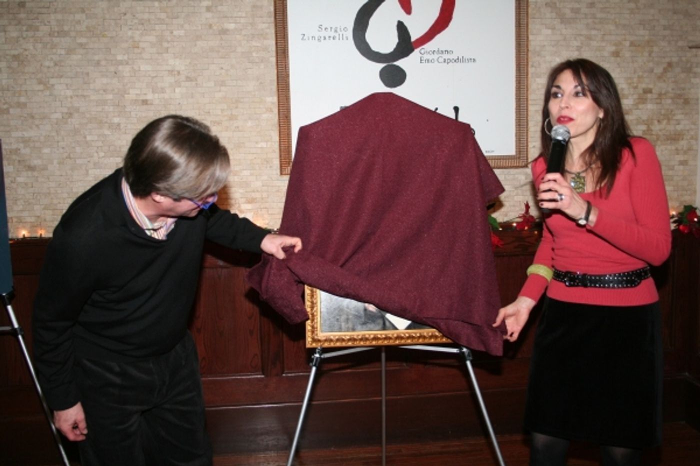 Photo Coverage: Richard Thomas Joins Broadway Wall of Fame at Tony's di Napoli Photo Coverage: Richard Thomas Joins Broadway Wall of Fame at Tony's di Napoli Image