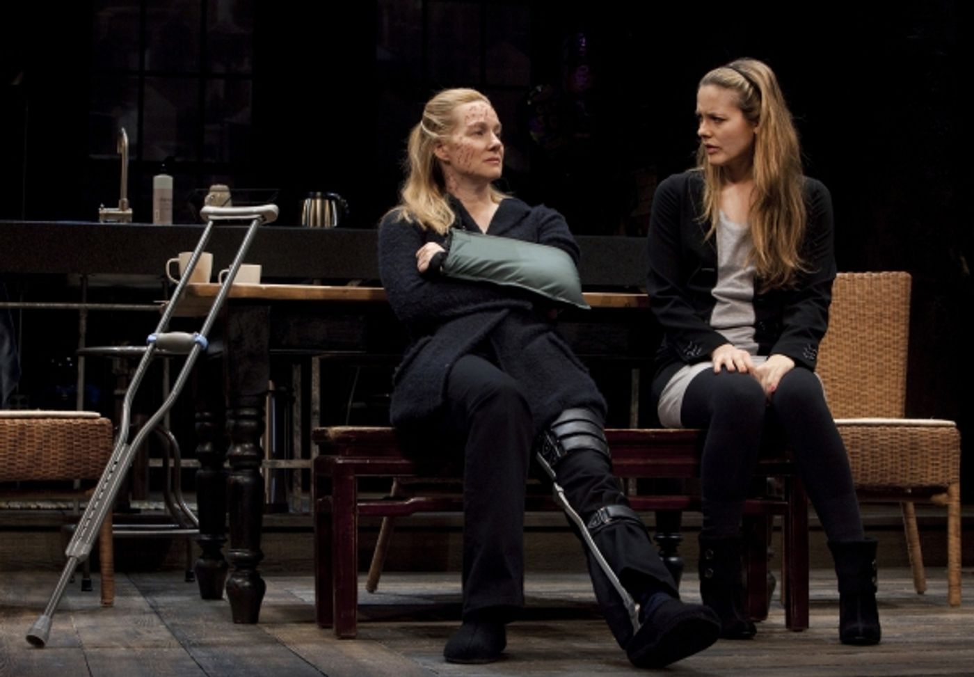 Photo Flash: TIME STANDS STILL on Broadway  Image