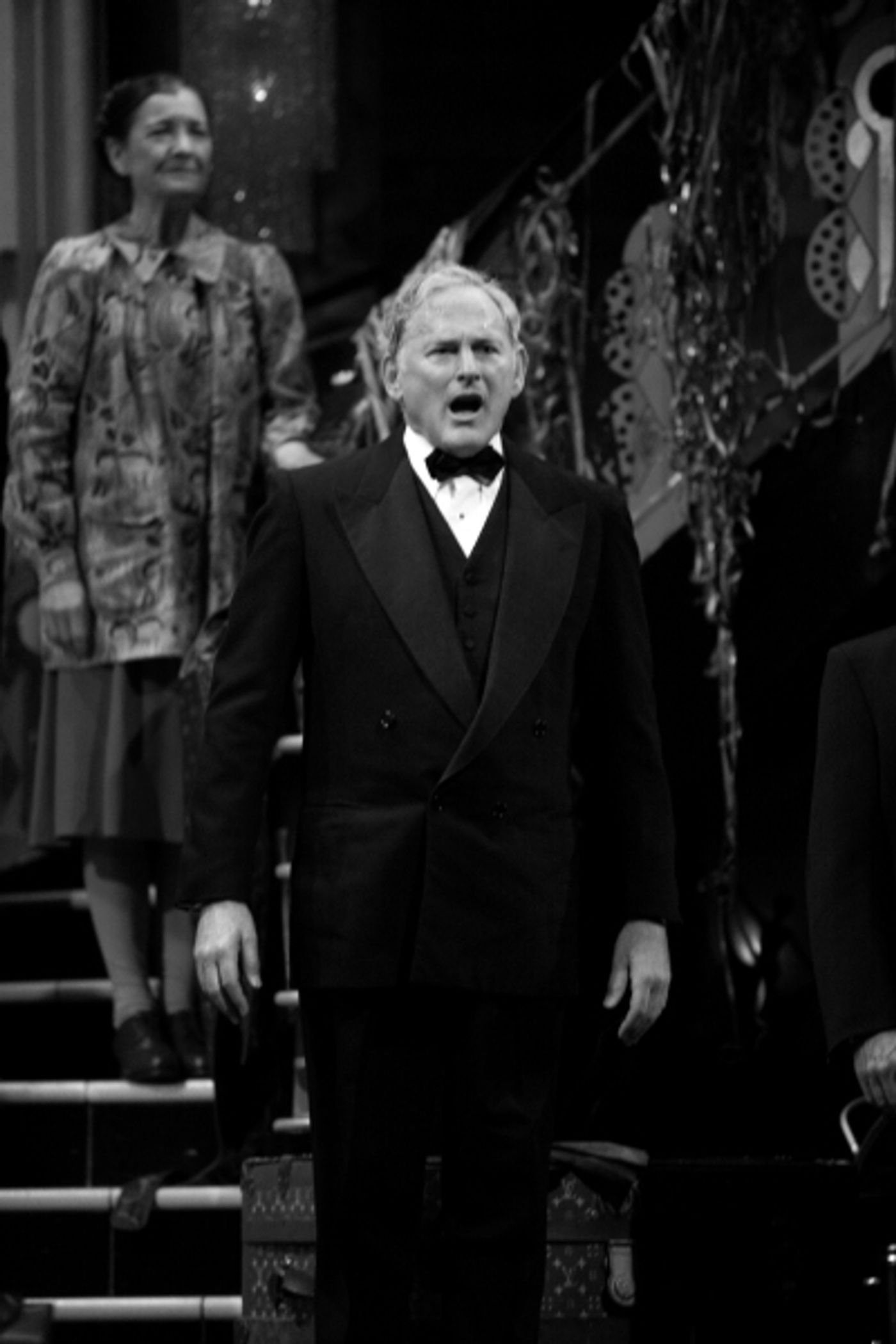 Photo Coverage: PRESENT LAUGHTER Opening Night Curtain Call  Image