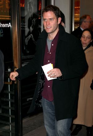 Steven Pasquale Photo