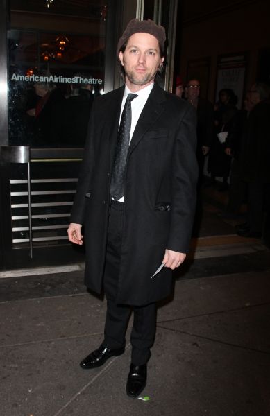 Photos: PRESENT LAUGHTER Opening Night Arrivals — photo 55 of 61