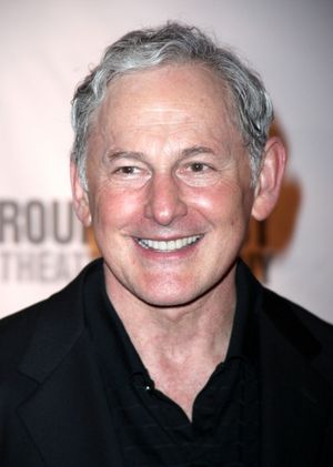 Victor Garber Photo