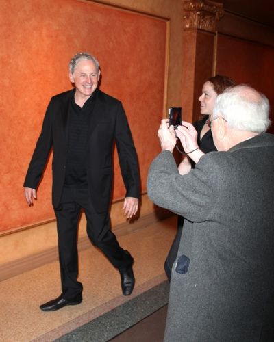 Victor Garber Photo