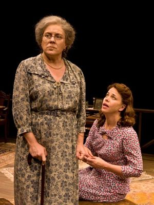 Judy Kaye as Grandma Kurnitz and Jennifer Regan as Bella @ BroadwayWorld Judy Kaye as Grandma Kurnitz and Jennifer Regan as Bella Photo