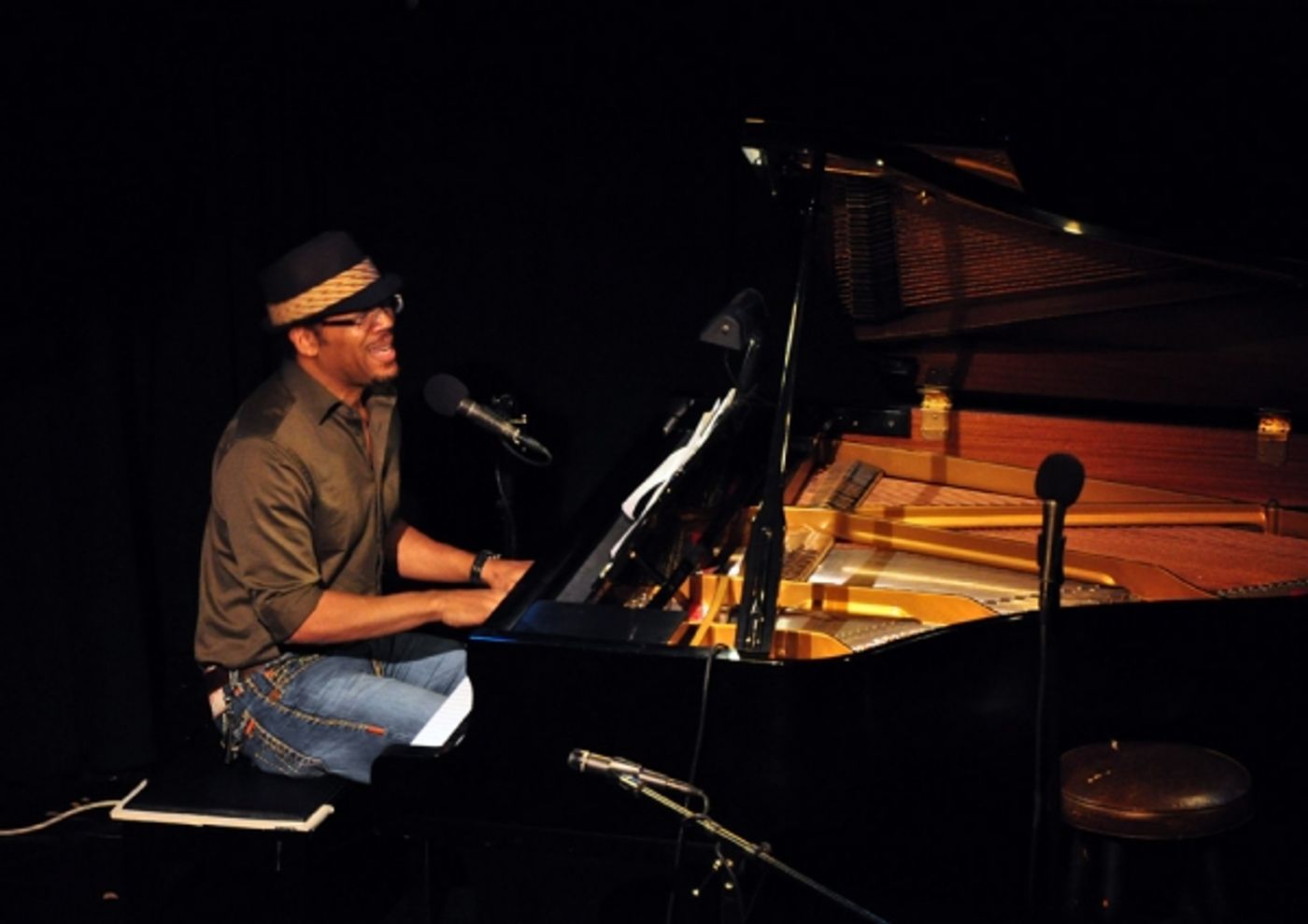 Photo Coverage: 'Just A Piano' - A Benefit for Haiti  Image