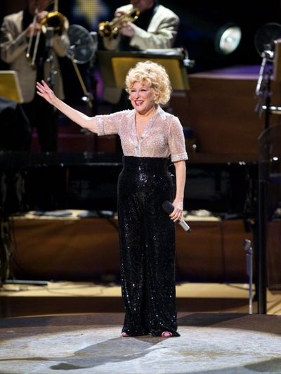 Bette Midler  Photo