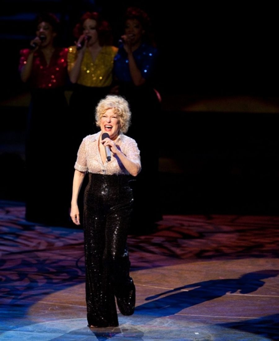 Photo Coverage: Bette Midler Ends Las Vegas Run Image