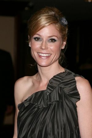 Julie Bowen Photo