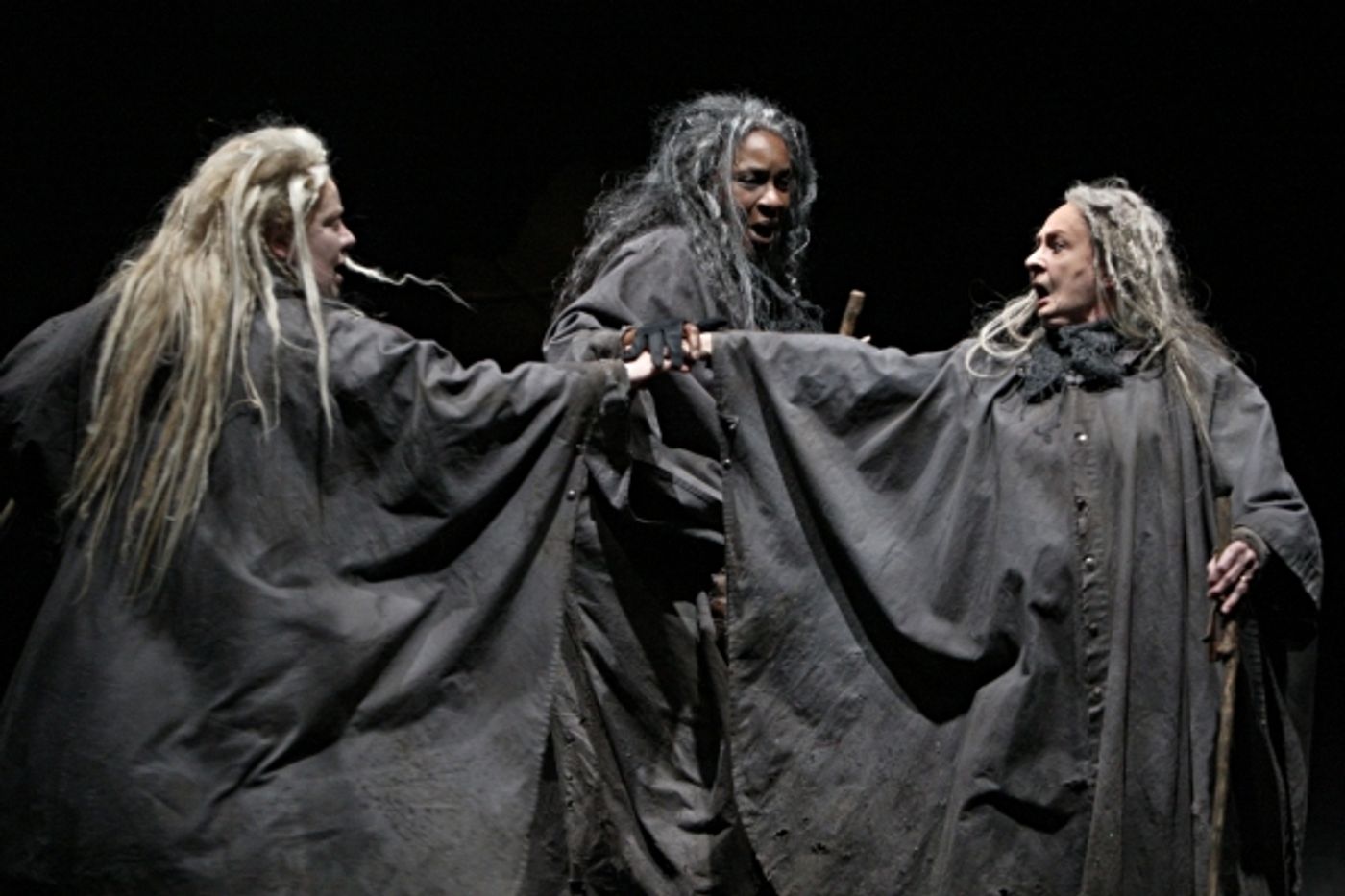Photo Flash: Guthrie's MACBETH  Image