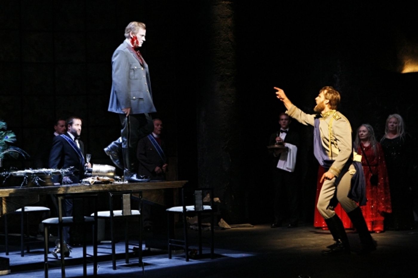 Photo Flash: Guthrie's MACBETH  Image