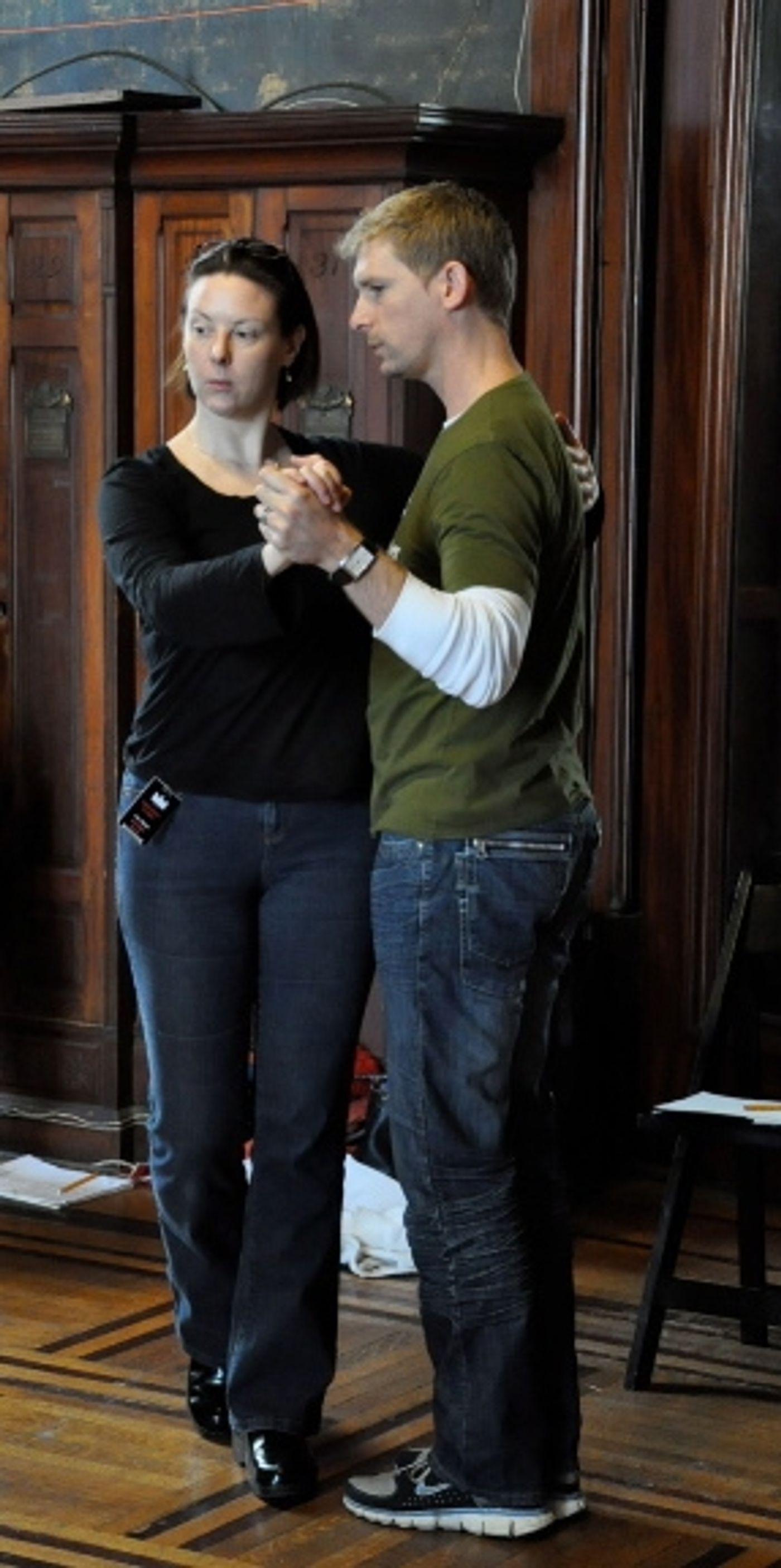 Photo Flash: In Rehearsal with WeildWorks' FETES DE LA NUIT; Opens 2/8 at Ohio Theatre  Image