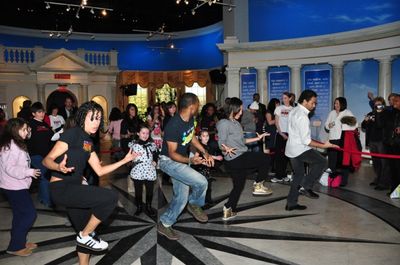 Rosie Lani Fiedelman, Rickey Tripp, Jennifer Locke, Corbin Bleu teaching the kids IN  Photo