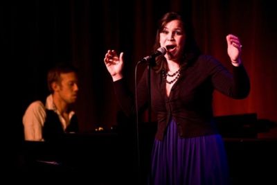 Lindsay Mendez Photo