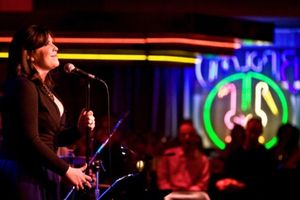 Lindsay Mendez Photo