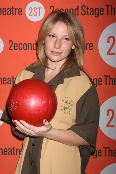 Ari Graynor Photo