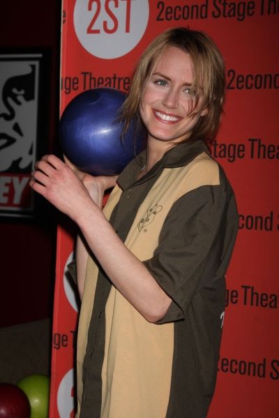 Taylor Schilling Photo